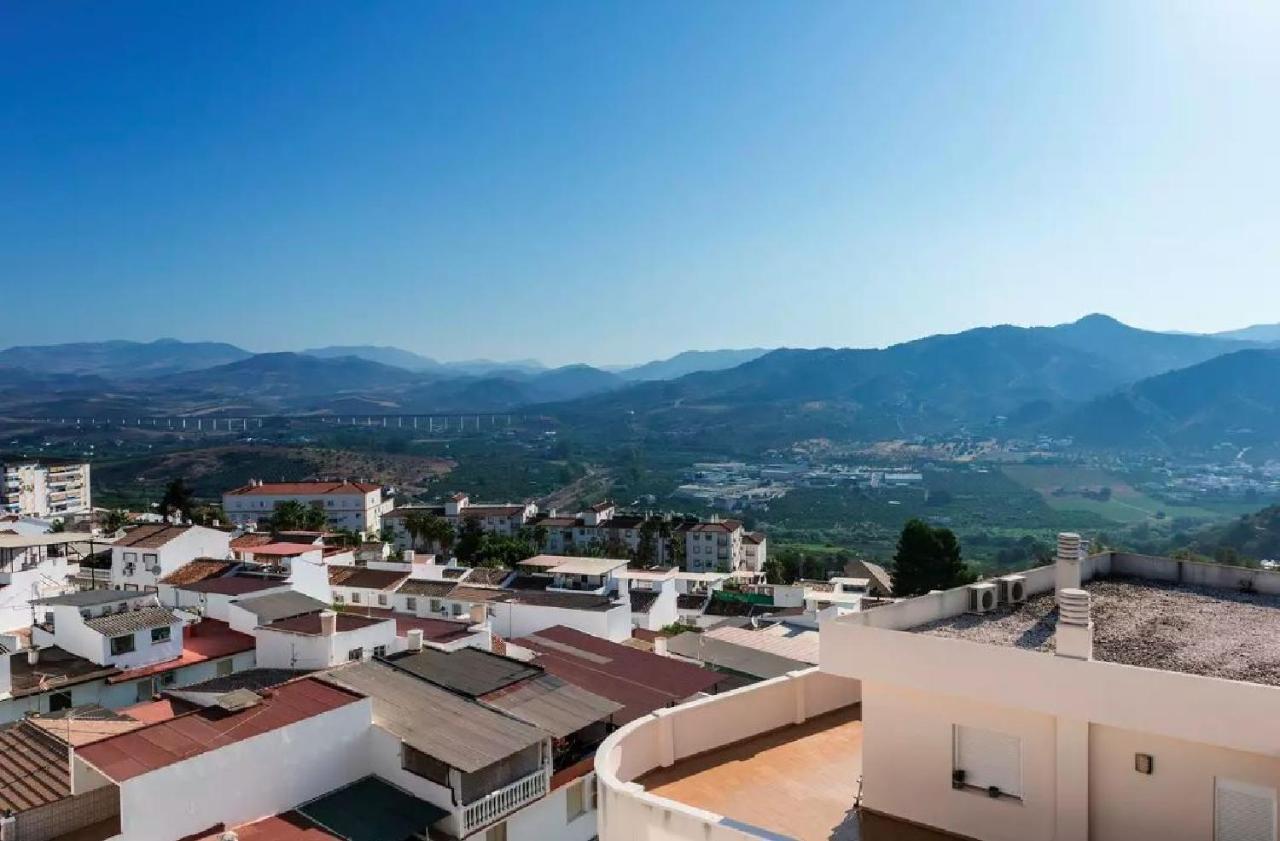 Atico Guadalhorce - Mirador Privado Con Barbacoa Y Solarium Apartman Álora Kültér fotó